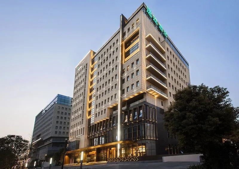 揭秘！芬尼克茲為何能成為酒店首選的空氣能品牌？